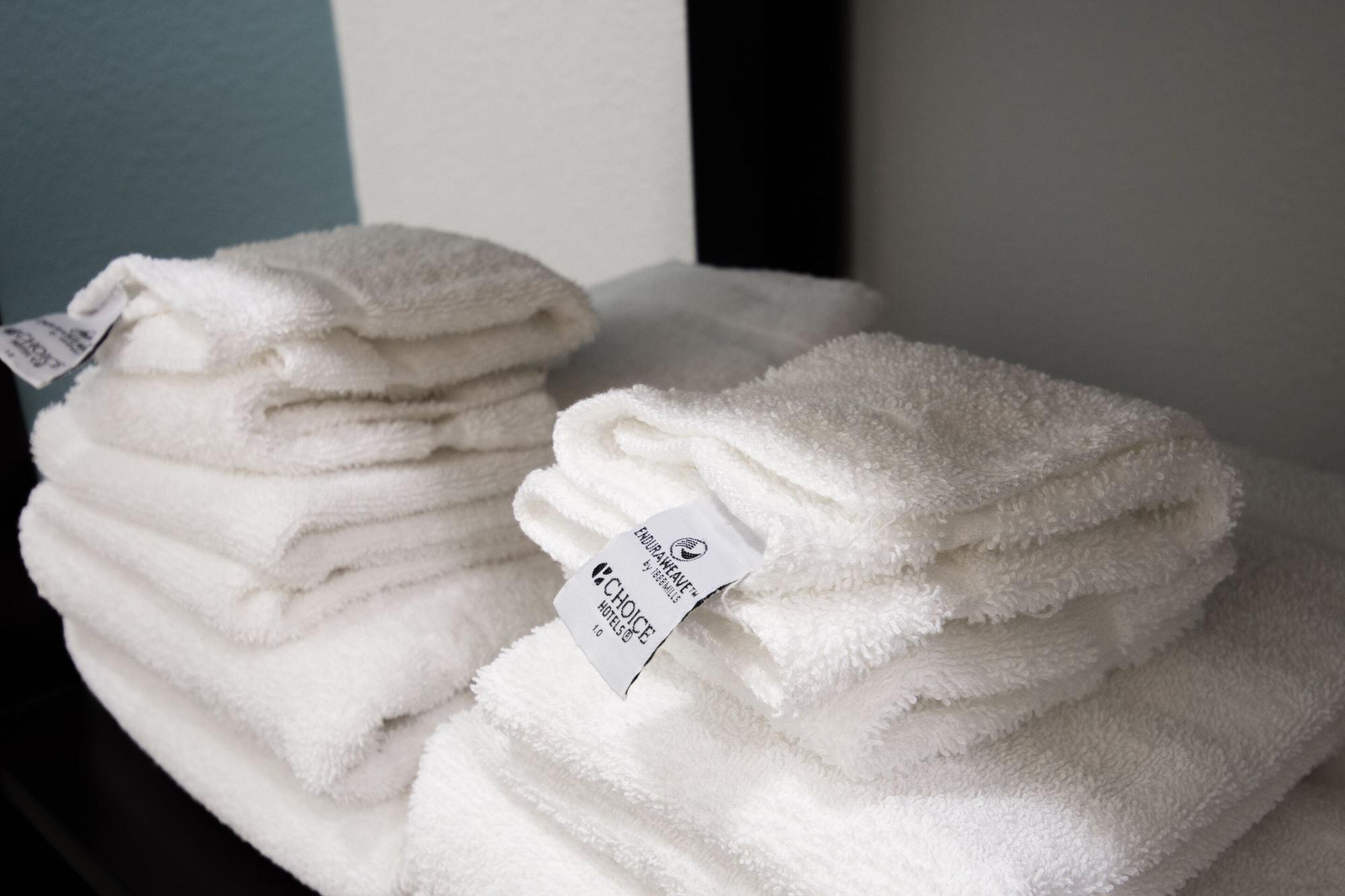 Sleep Inn & Suites Washington Near Peoria Екстер'єр фото