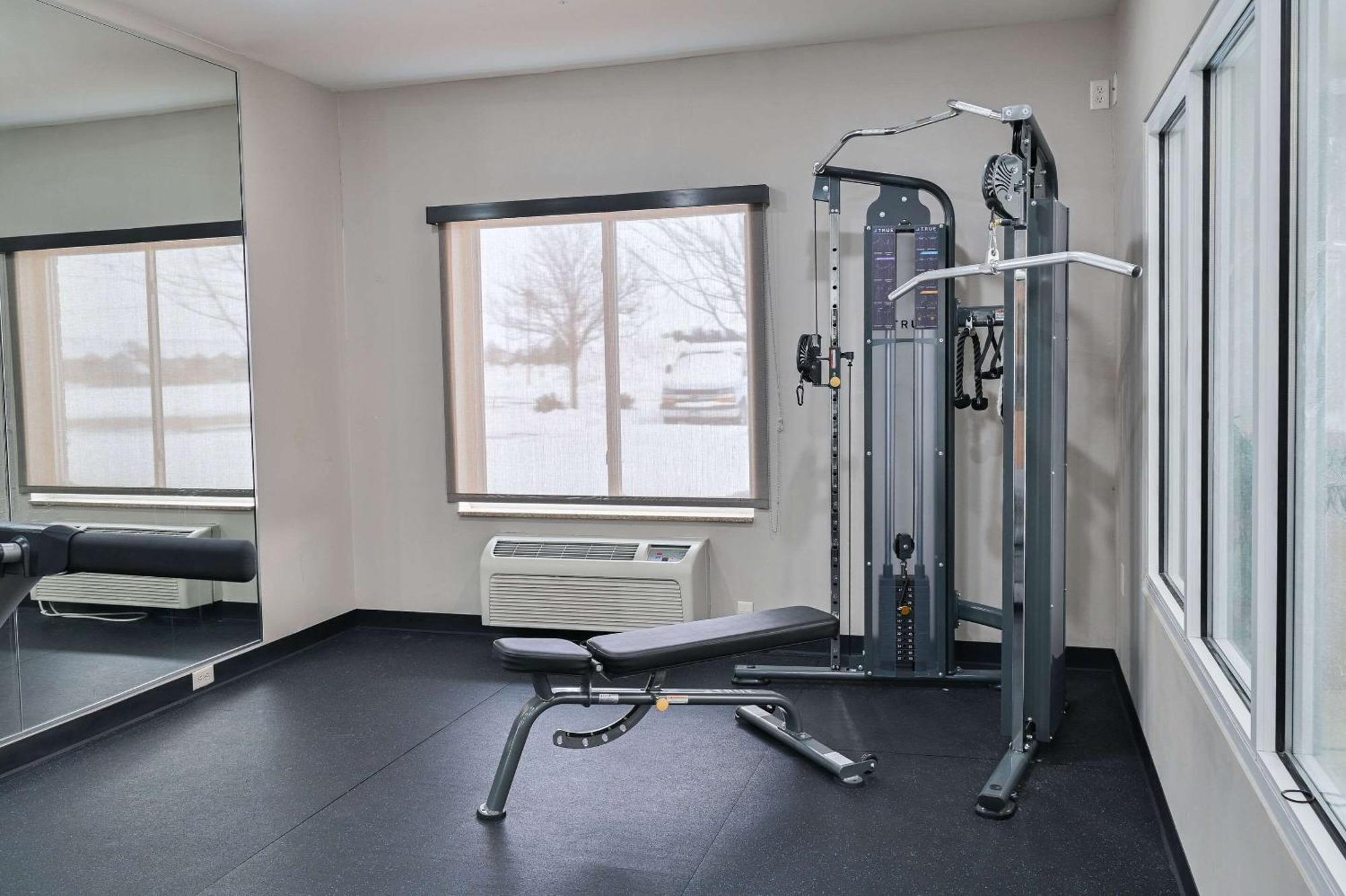 Sleep Inn & Suites Washington Near Peoria Екстер'єр фото